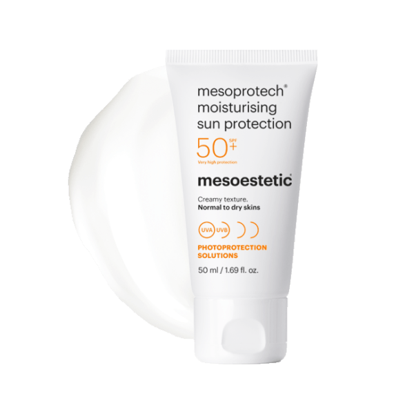 Protection solaire hydratante Mesoestetic Mesoprotech pour les peaux sèches et sensibles. SPF50+ pour une très haute protection solaire. Les propriétés hydratantes aident à prévenir la perte d'humidité de l'épiderme et maintiennent un niveau d'hydratation optimal.