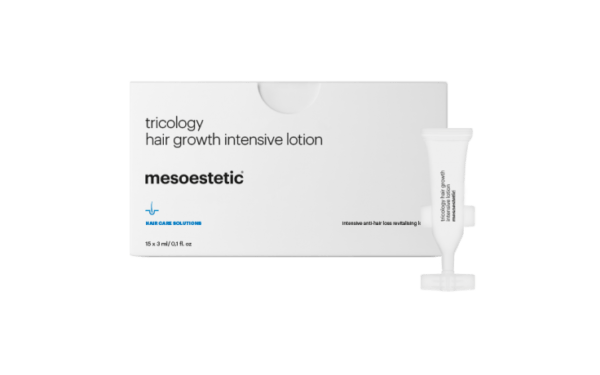 La lotion intensive de croissance capillaire Trichology stimule le cuir chevelu en améliorant la circulation sanguine et en fournissant des nutriments essentiels aux follicules pileux. Elle hydrate les cheveux pour un aspect plus sain et combat l'alopécie androgénétique chez les hommes et les femmes. Grâce à une formulation complexe, elle agit de manière différenciée sur plusieurs facteurs responsables de la perte de cheveux.